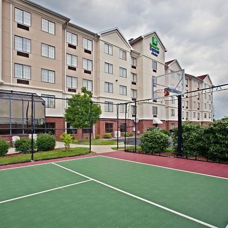 Holiday Inn Express & Suites Indianapolis - East By Ihg Bagian luar foto