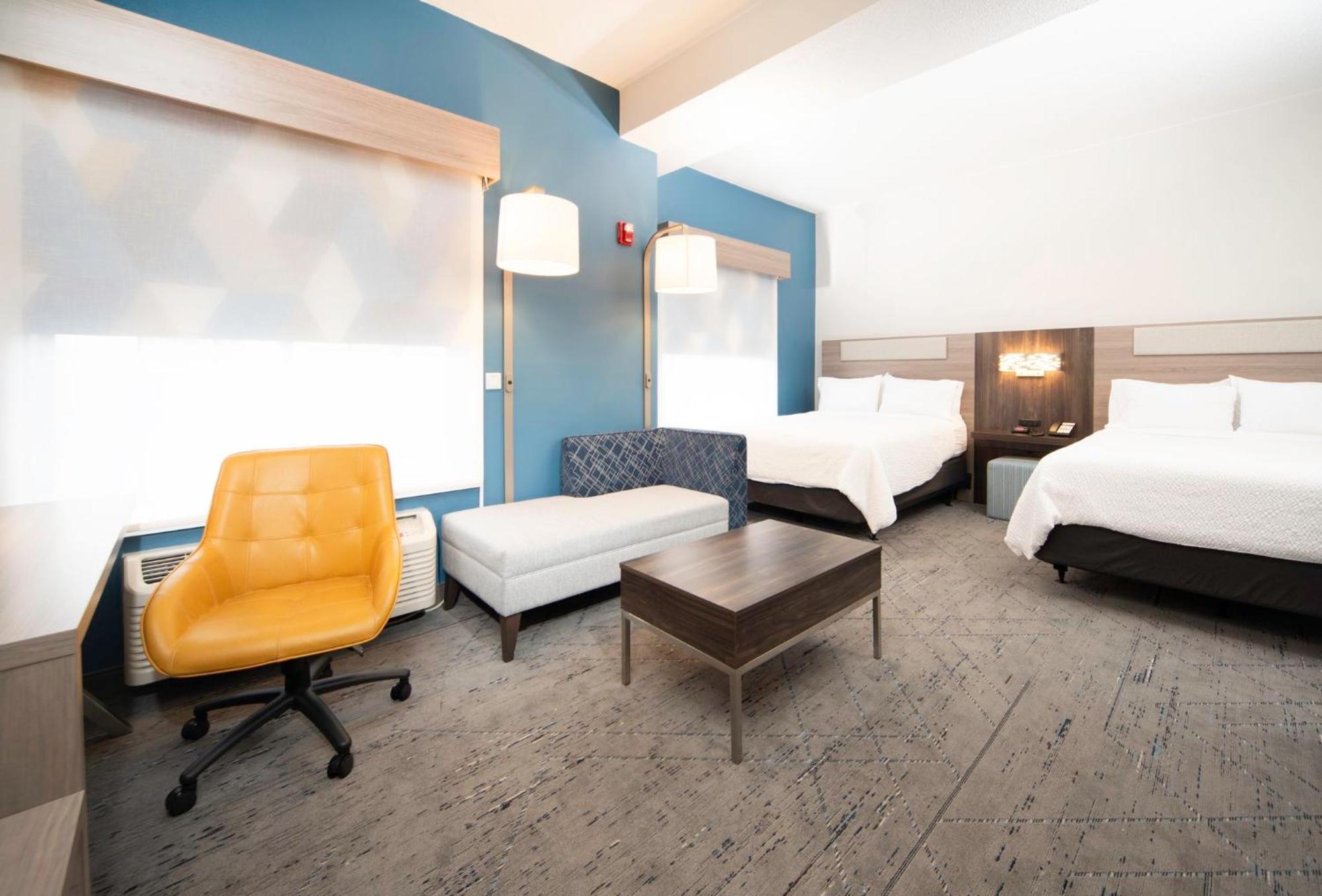 Holiday Inn Express & Suites Indianapolis - East By Ihg Bagian luar foto