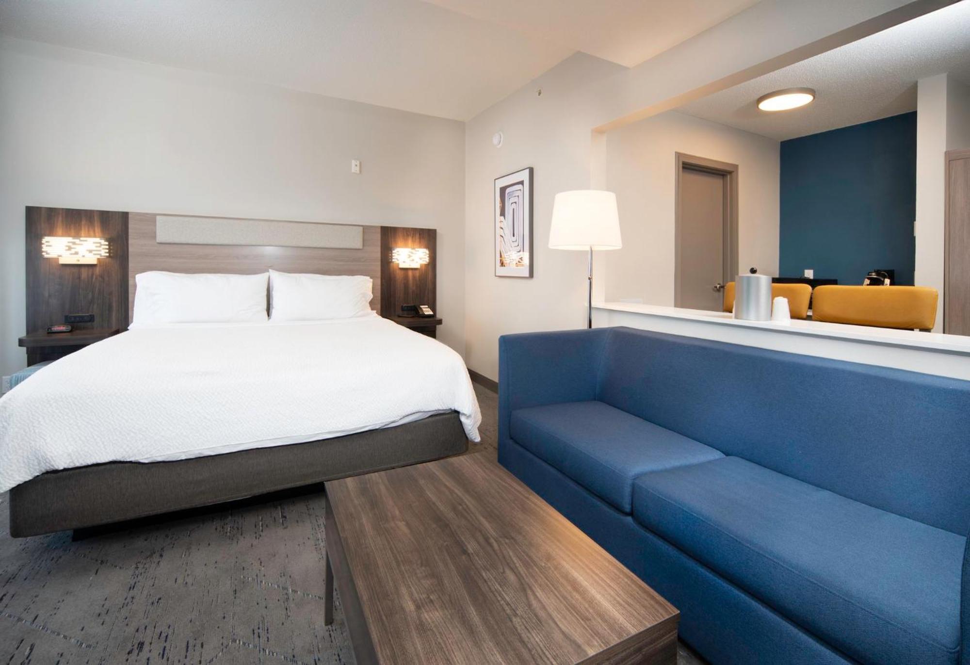 Holiday Inn Express & Suites Indianapolis - East By Ihg Bagian luar foto