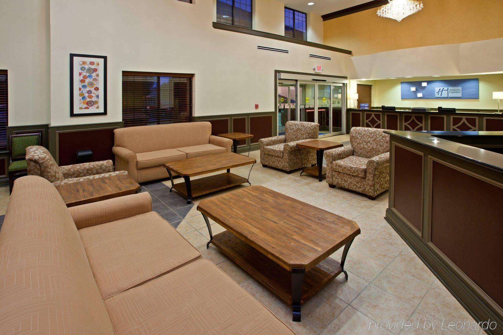 Holiday Inn Express & Suites Indianapolis - East By Ihg Bagian luar foto