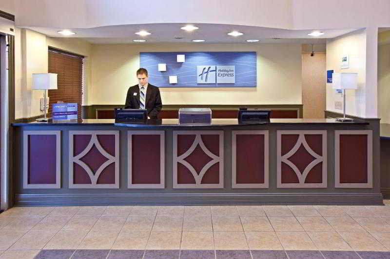 Holiday Inn Express & Suites Indianapolis - East By Ihg Bagian luar foto